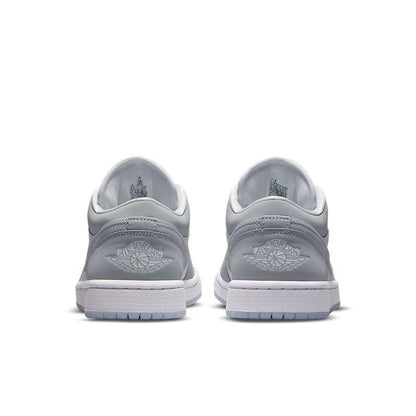 Air Jordan 1 Low &