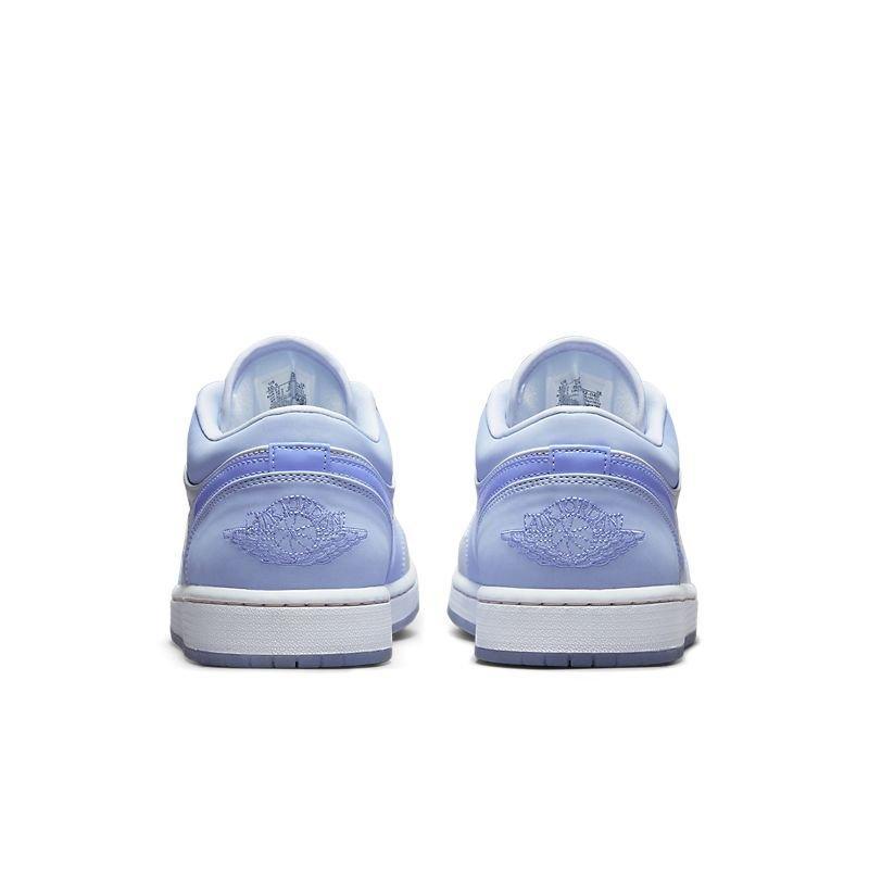 Air Jordan 1 Low &