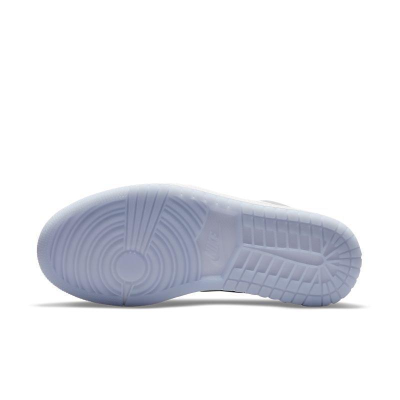 Air Jordan 1 Low &