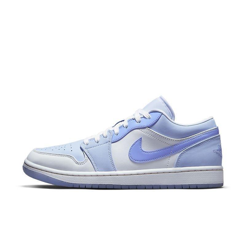 Air Jordan 1 Low &