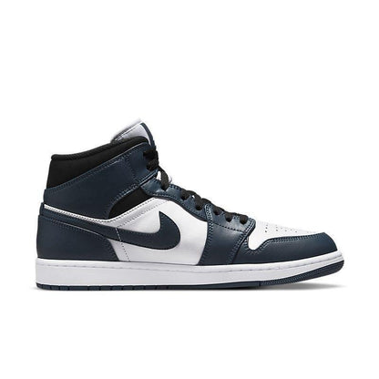 Air Jordan 1 Mid &