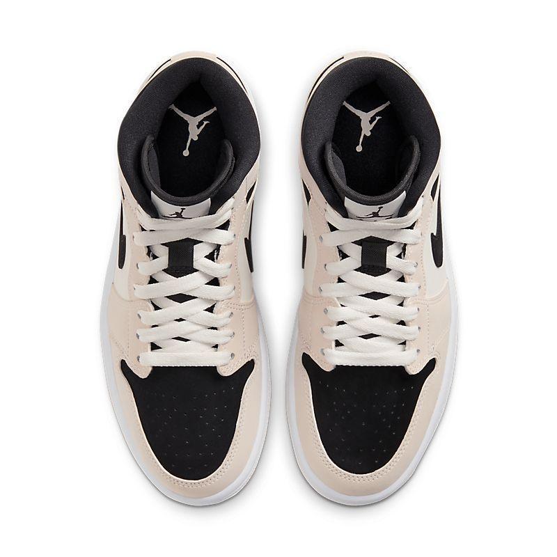 Air Jordan 1 Mid &