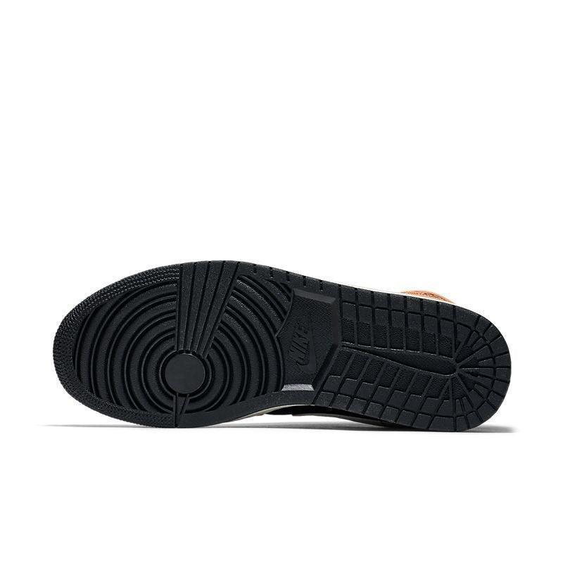 Air Jordan 1 Mid &
