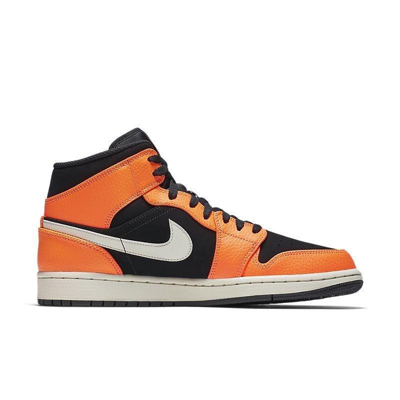 Air Jordan 1 Mid &