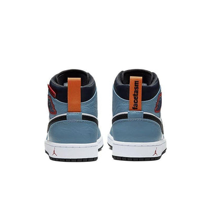 Air Jordan 1 Mid &