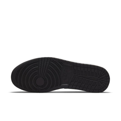 Air Jordan 1 Mid &