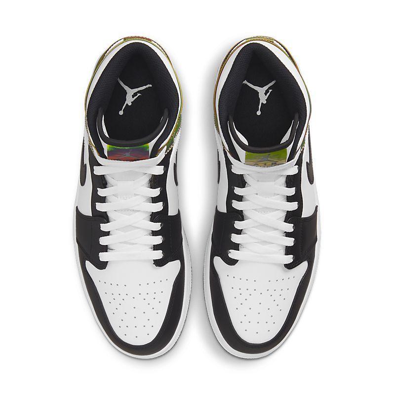 Air Jordan 1 Mid &