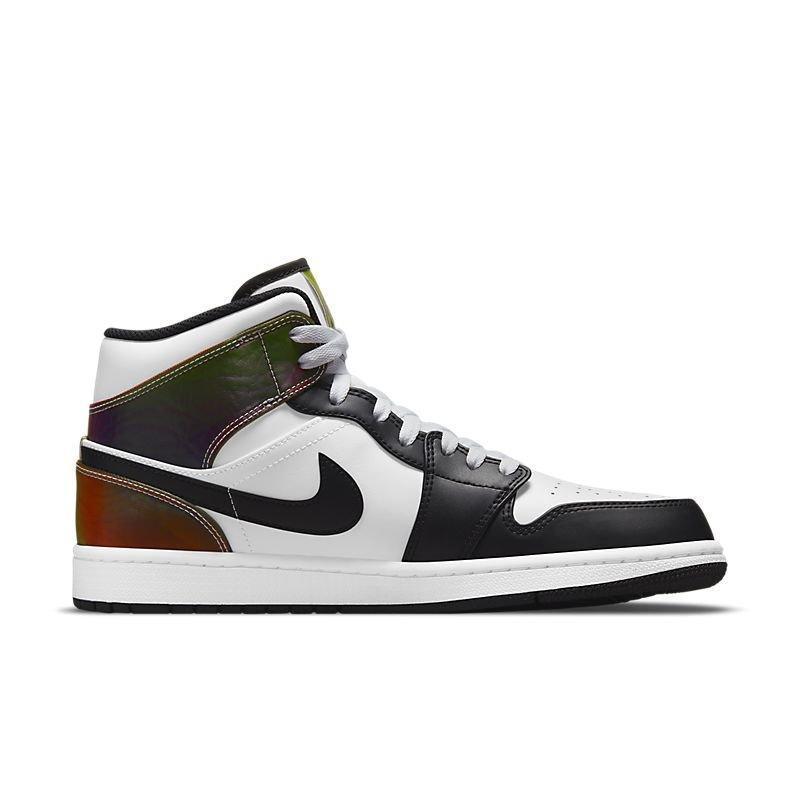 Air Jordan 1 Mid &
