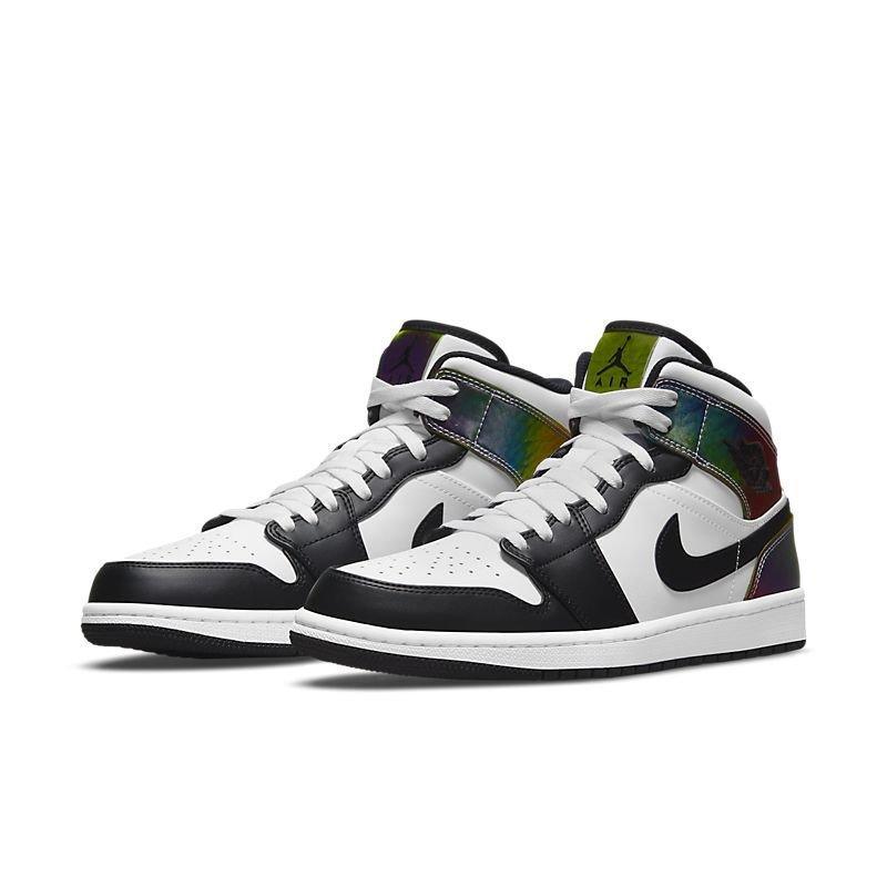 Air Jordan 1 Mid &