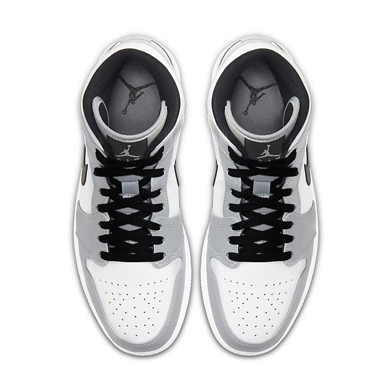 Air Jordan 1 Mid &