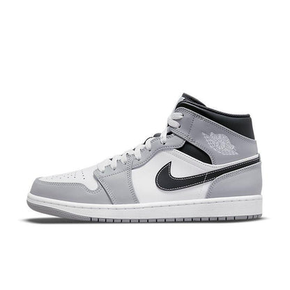 Air Jordan 1 Mid &