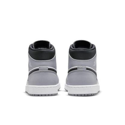 Air Jordan 1 Mid &