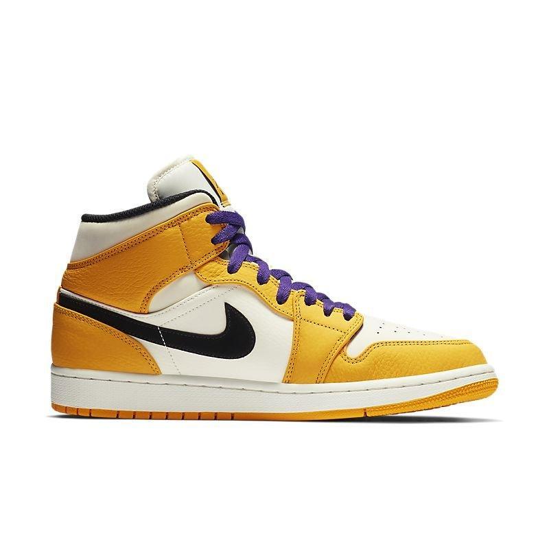 Air Jordan 1 Mid &