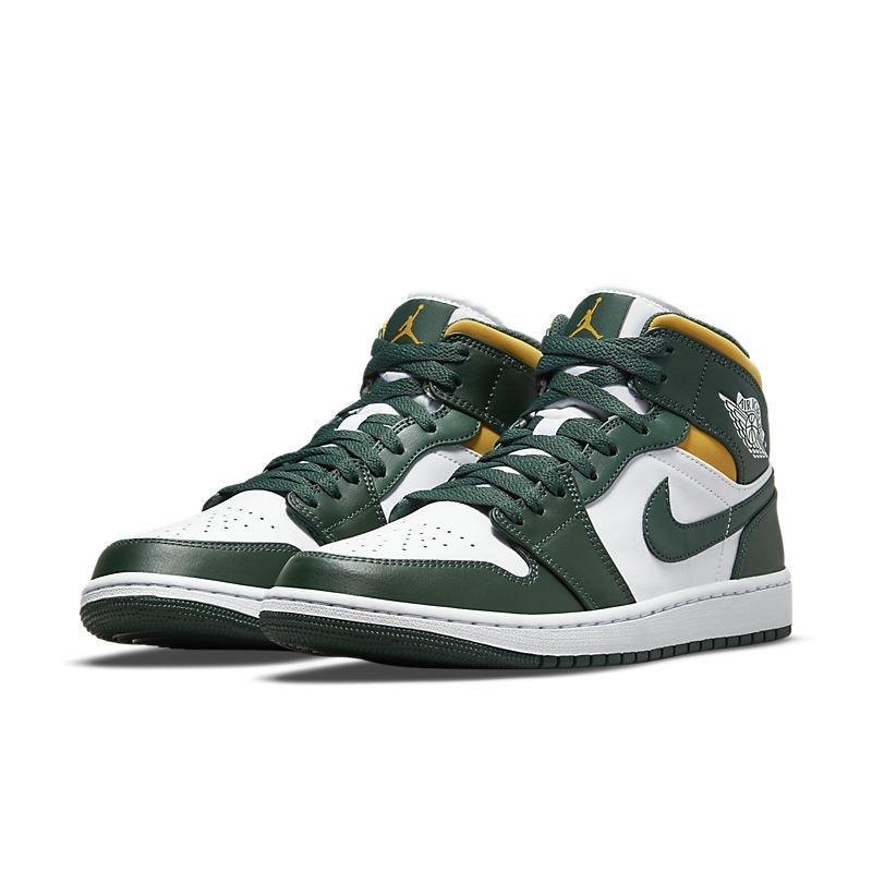 Air Jordan 1 Mid &