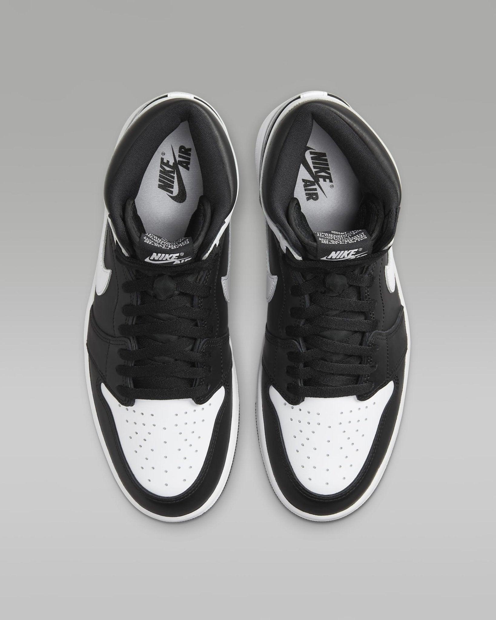 Air Jordan 1 Retro High OG "Black &amp; White"