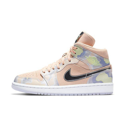 Air Jordan 1 Retro High &