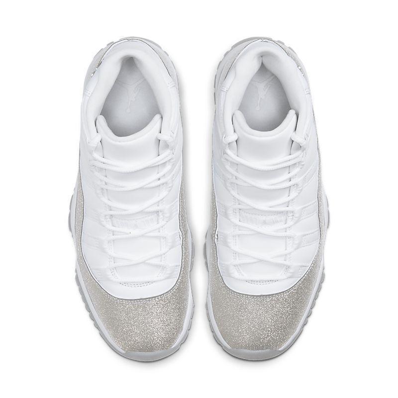 Air Jordan 11 Retro High &