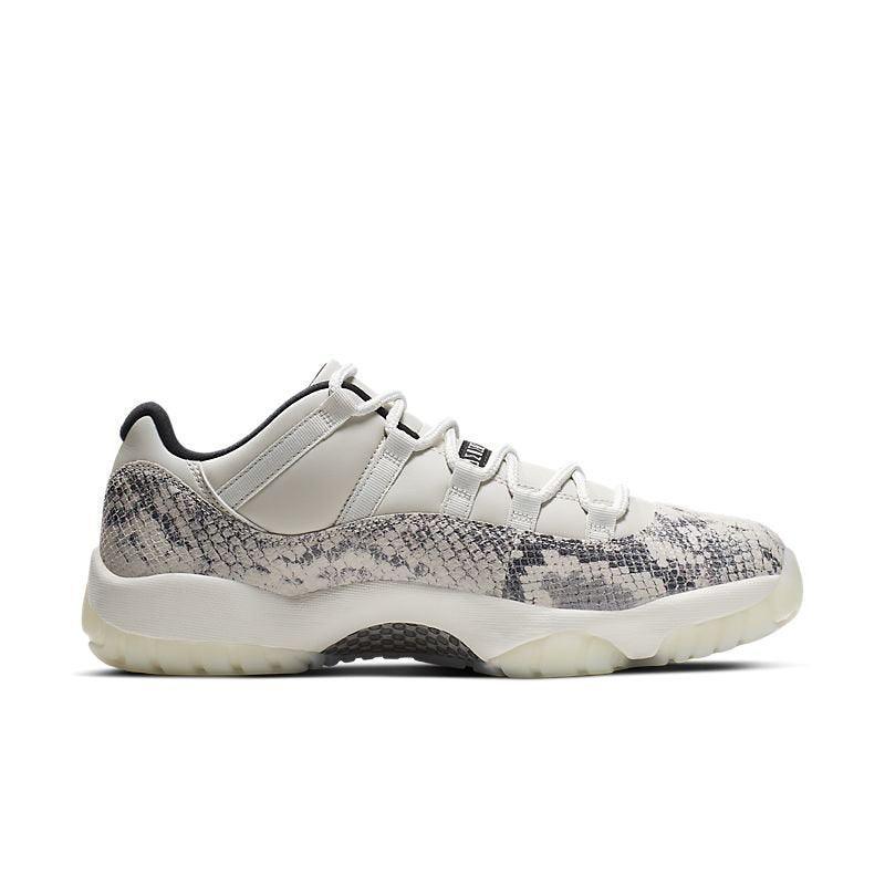 Air Jordan 11 Retro Low &