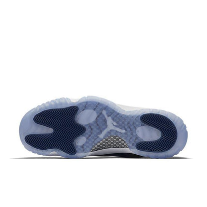 Air Jordan 11 Retro Low &