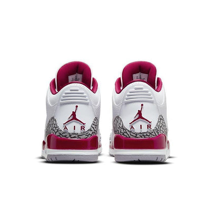 Air Jordan 3 Retro &
