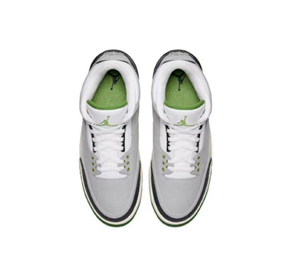 Air Jordan 3 Retro &