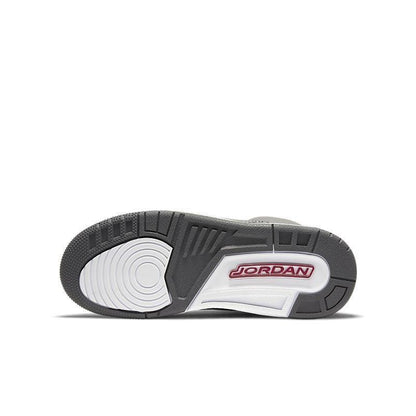 Air Jordan 3 Retro &