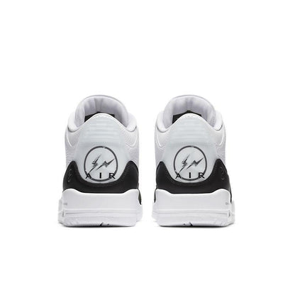 Air Jordan 3 Retro &