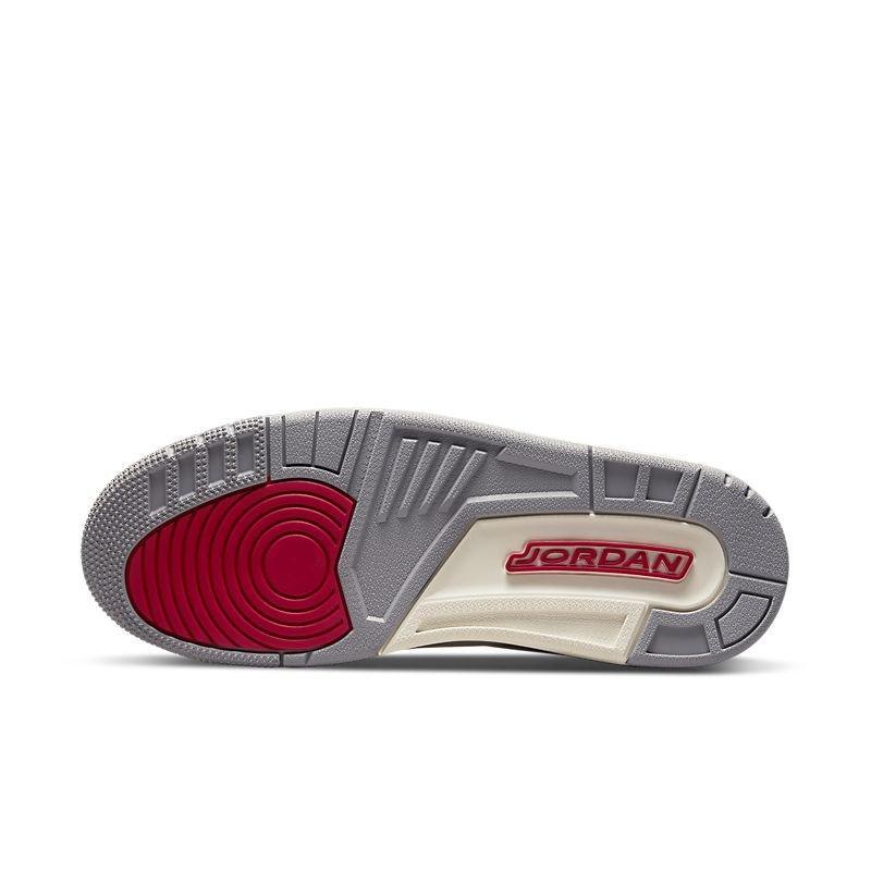 Air Jordan 3 Retro &