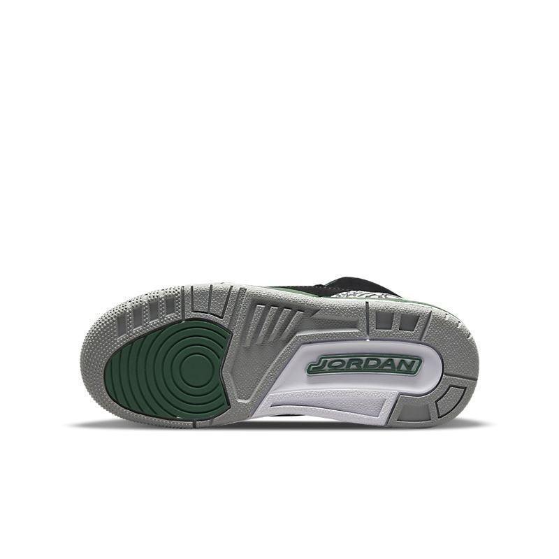 Air Jordan 3 Retro &