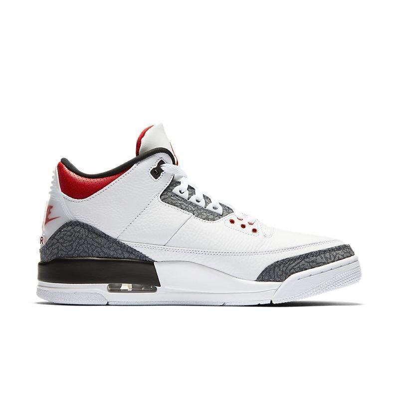 Air Jordan 3 Retro &