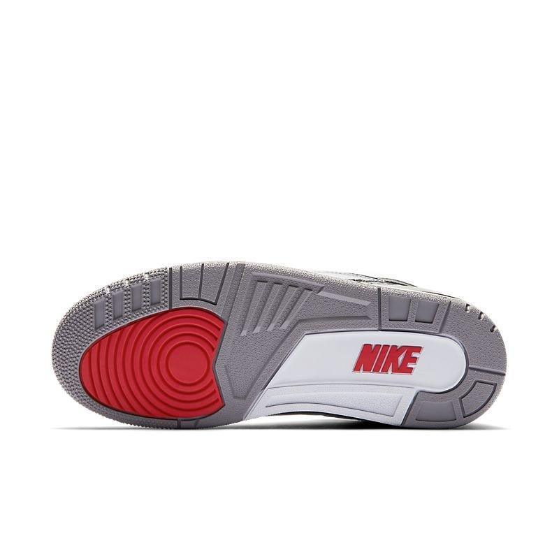 Air Jordan 3 Retro &