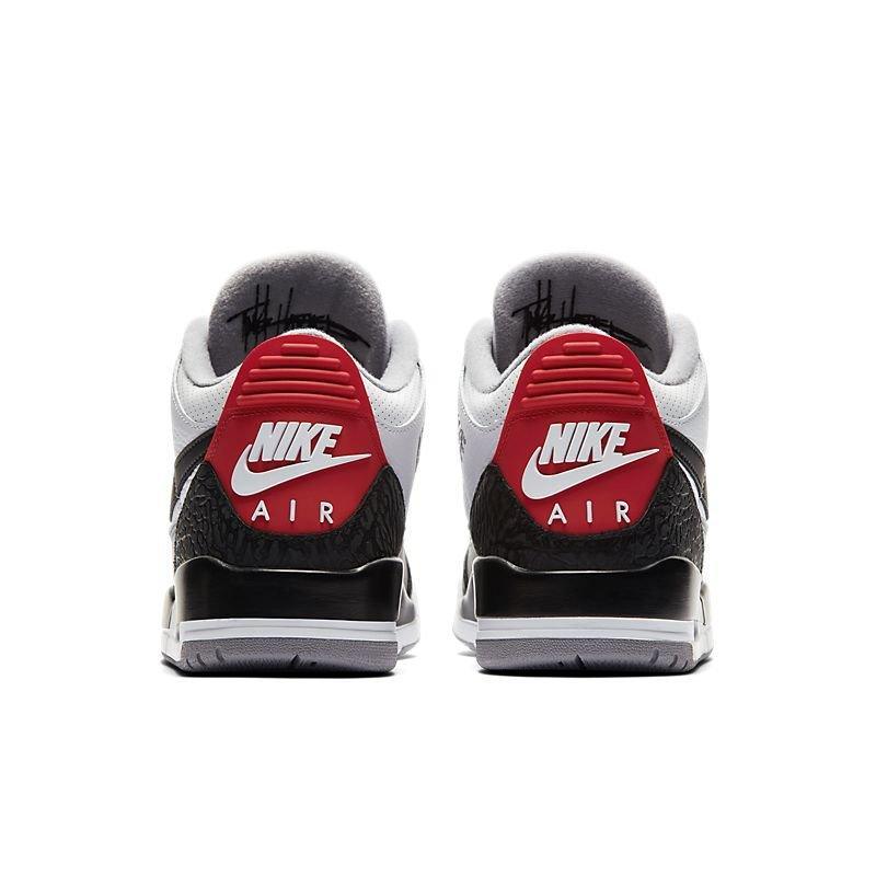 Air Jordan 3 Retro &