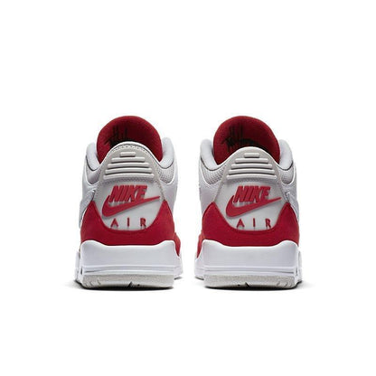 Air Jordan 3 Retro &