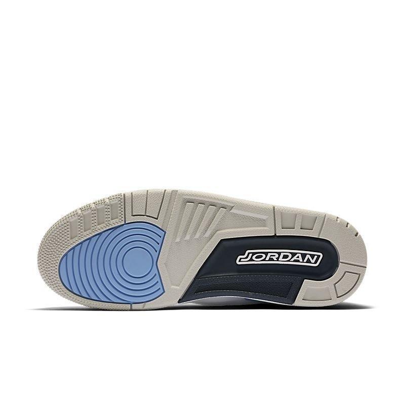 Air Jordan 3 Retro &
