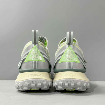 Nike ACG Mountain Fly Low &