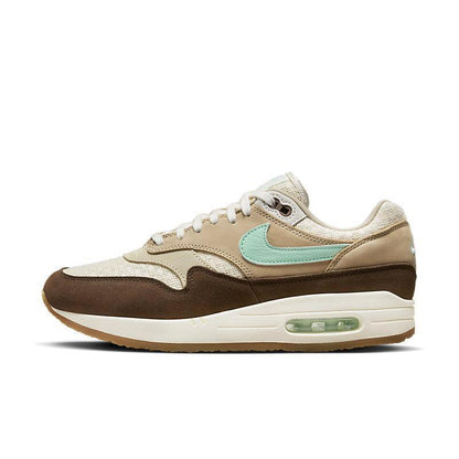 Nike Air Max 87 &