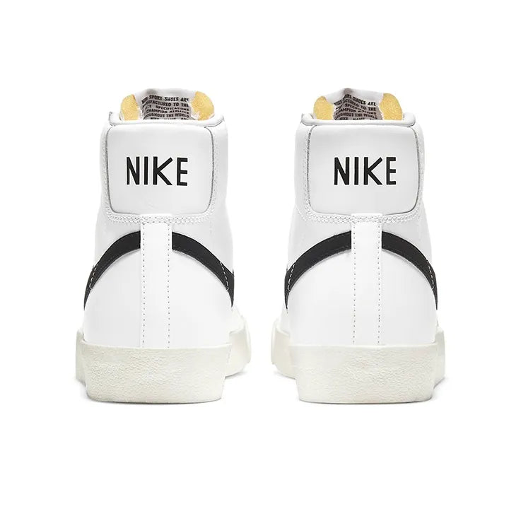 Nike Blazer Mid &