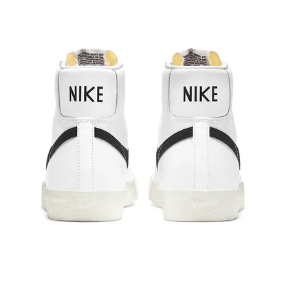 Nike Blazer Mid &