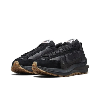Nike Vaporwaffle Sacai &