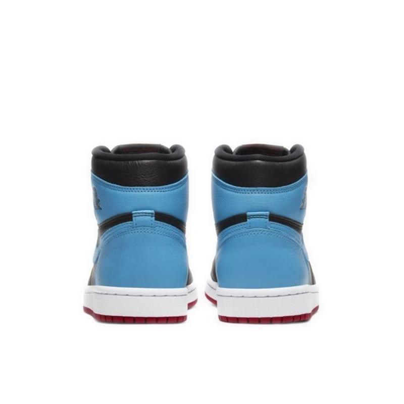 Air Jordan 1 Retro High &