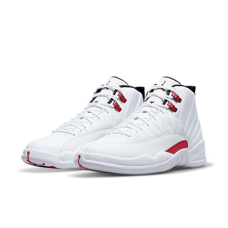 Air Jordan Retro 12 &