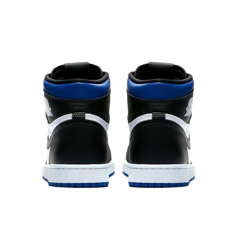 Air Jordan 1 Retro High &