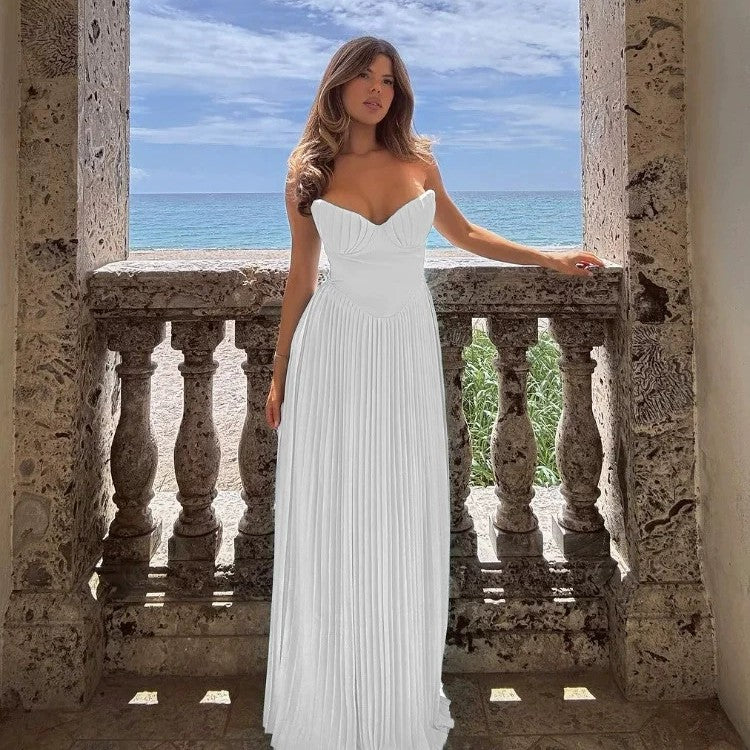 Elegant Strapless Pleated Dress