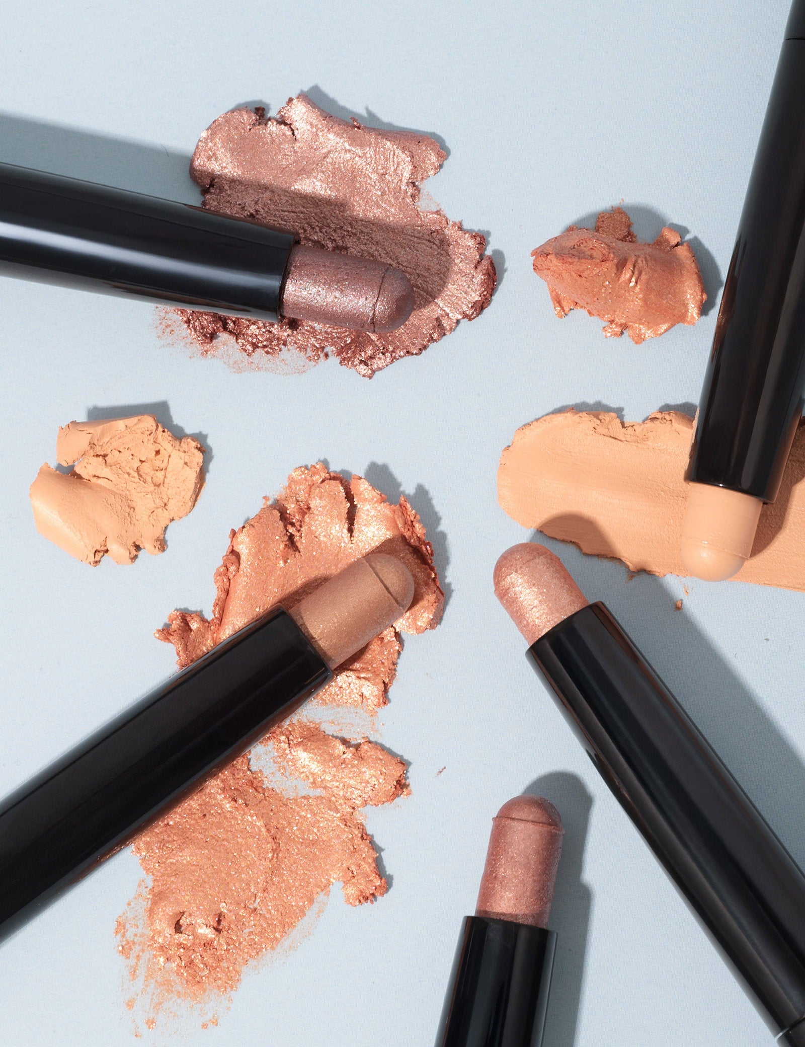 Flormar Color Shadow High-Pigment Shimmer Eyeshadow Pen 1.6g
