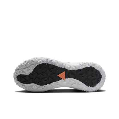 Nike ACG Mountain Fly 2 &