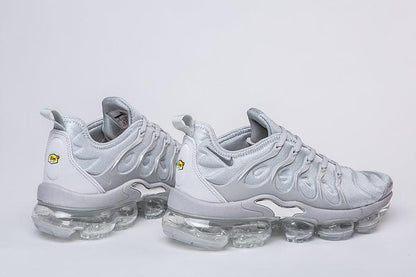 Nike Air VaporMax Plus &