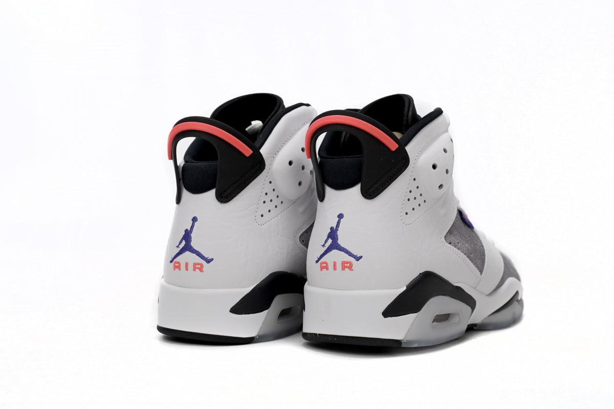 Air Jordan 6 Retro &