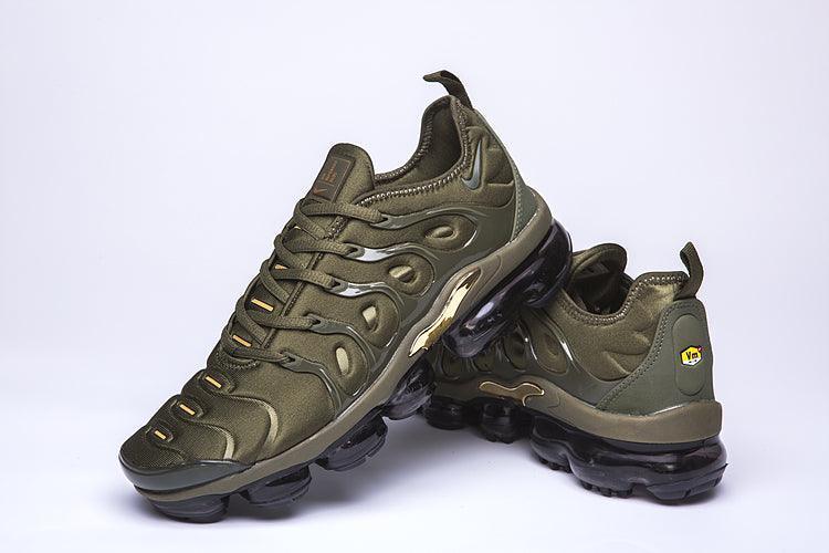 Nike Air VaporMax Plus &