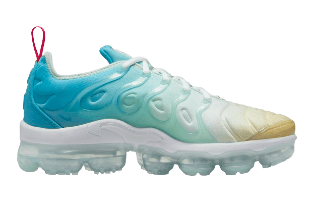 Nike Air VaporMax Plus &