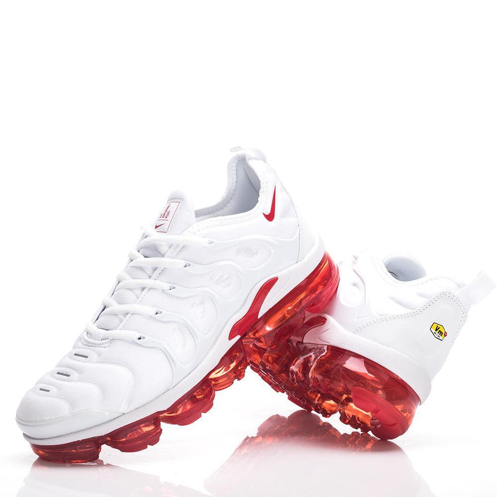 Nike Air VaporMax Plus &